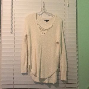 AMERICAN EAGLE cream oversized tie up sweater